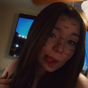 Meet your Posher, Maddie